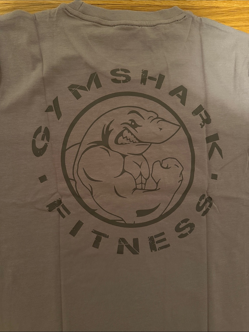 Gymshark NWT size XS Men's legacy teeShort Sleeve T-Shirt in tan w/ Black Logo